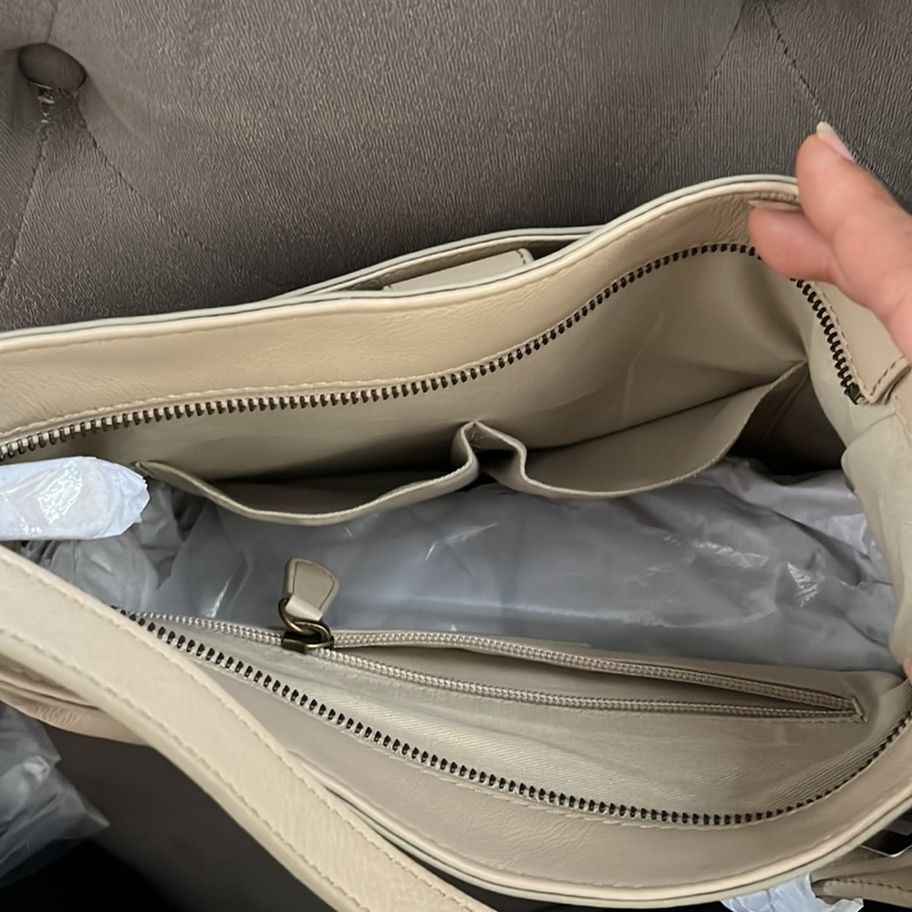Frye large Olivia crossbody bag - Picture 9 of 14